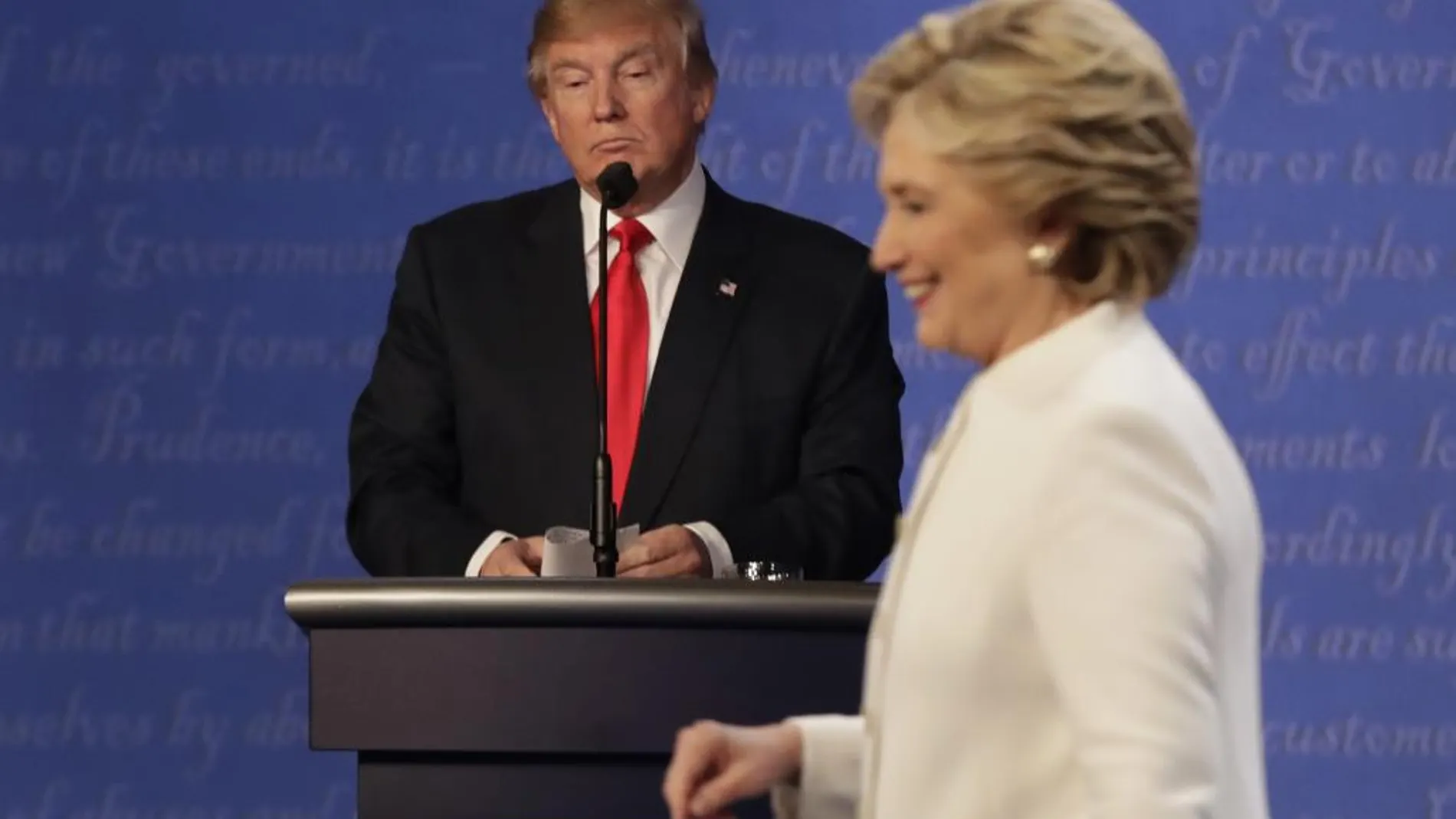 Hillary Clinton y Donald Trump en uno de sus debates televisivos