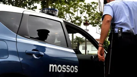 Detenido por robar un coche de un concesionario con la excusa de probarlo