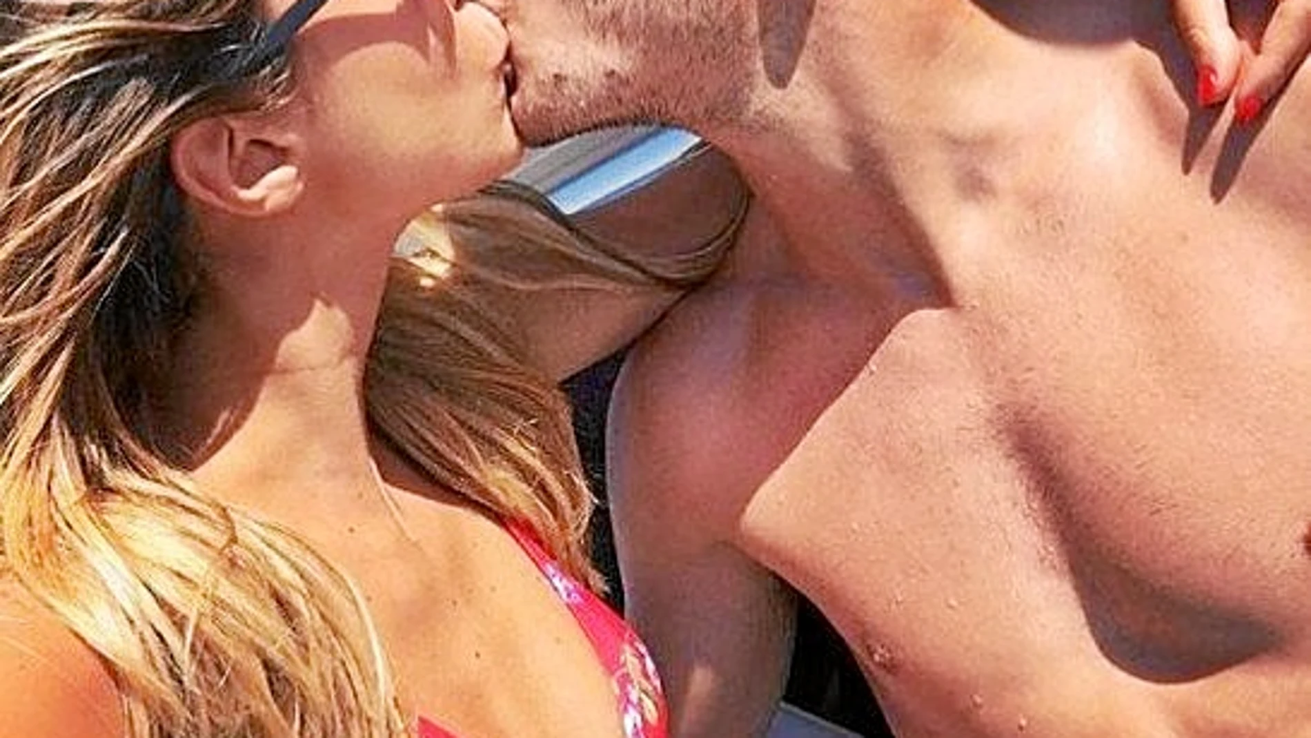 Álvaro Morata disfruta de sus vacaciones junto a su novia, Alice Campello