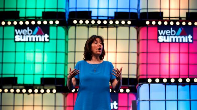 La vicepresidenta de Gestión del Producto de Google, Tamar Yehoshua, participa en la segunda jornada de la cumbre Web Summit 2018 / Efe