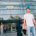 Javier Sánchez Santos, a la salida de los juzgados de Valencia
