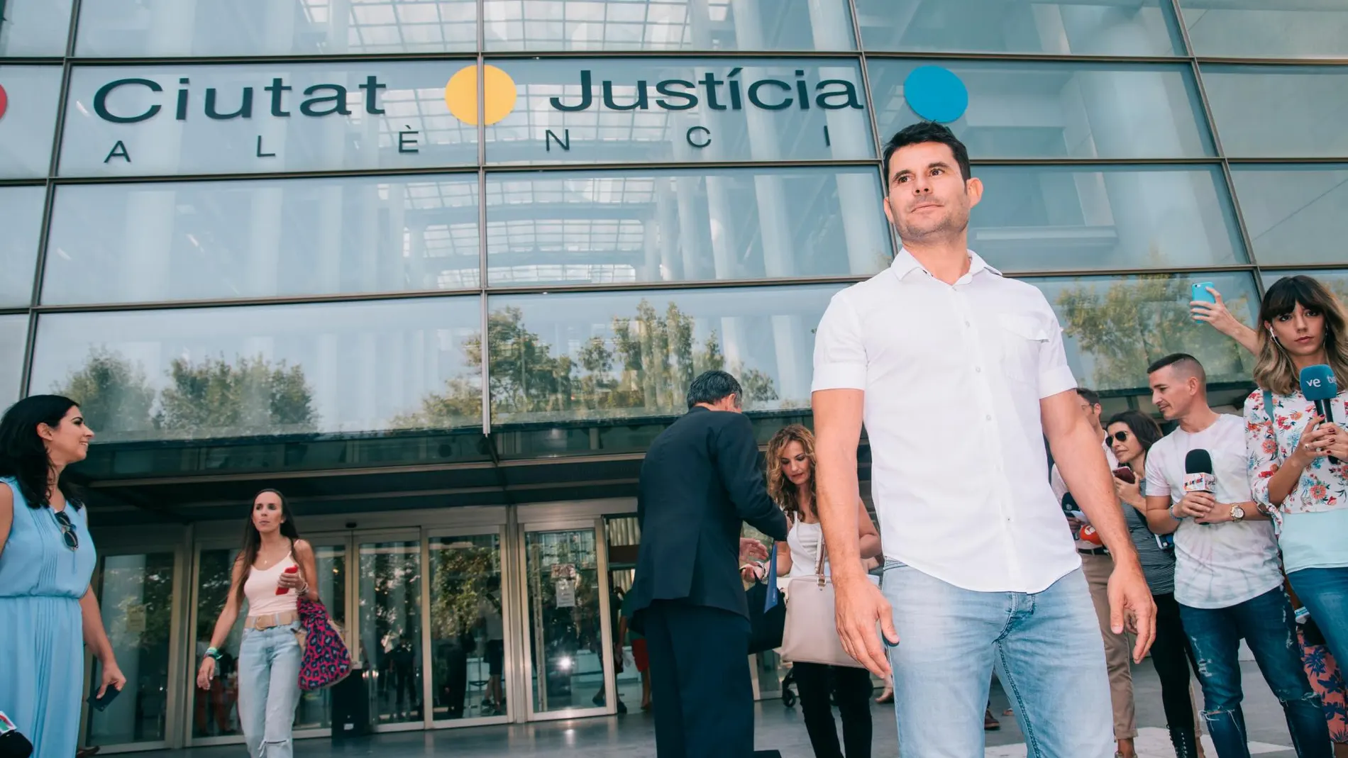 Javier Sánchez Santos, a la salida de los juzgados de Valencia