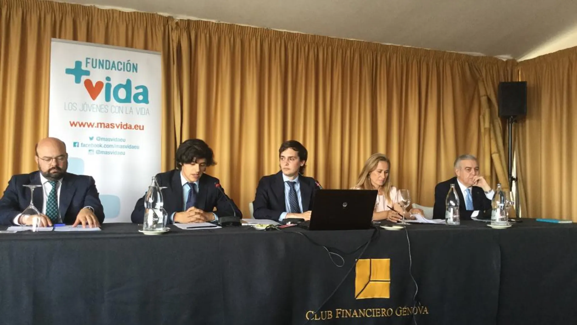 Presentan la Fundación +Vida en el Club Financiero Génova