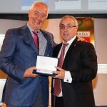 Miguel Medina, junto a Alejandro Blanco