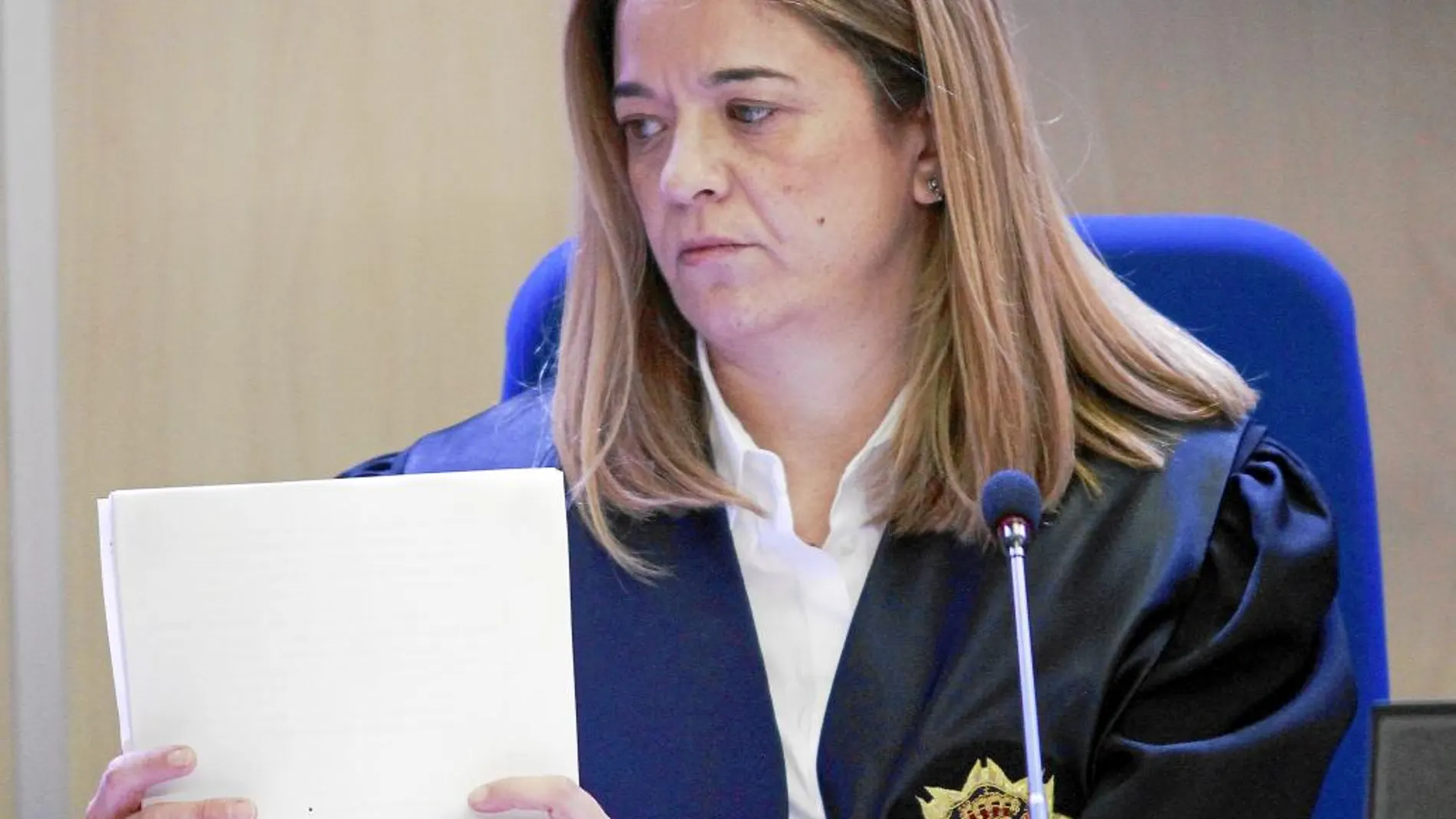 La magistrada Samantha Romero, durante una sesión del juicio del «caso Nóos»