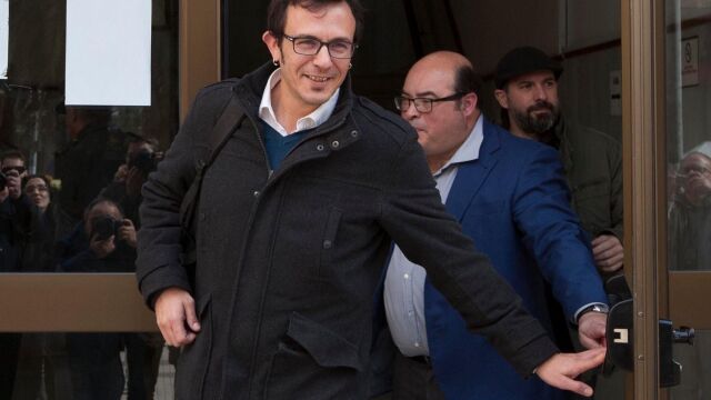 El alcalde de Cádiz fue condenado por asegurar que el PP suministró agua contaminada «a sabiendas» / Foto: Efe El alcalde de Cádiz fue condenado por asegurar que el PP suministró agua contaminada «a sabiendas» / Foto: Efe