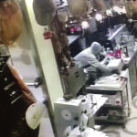 Las cámaras de seguridad de las estaciones de servicio captaron el momento en el que los atracadores accedían a las cajas de cobro de los establecimientos