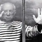  Picasso frente a su espejo