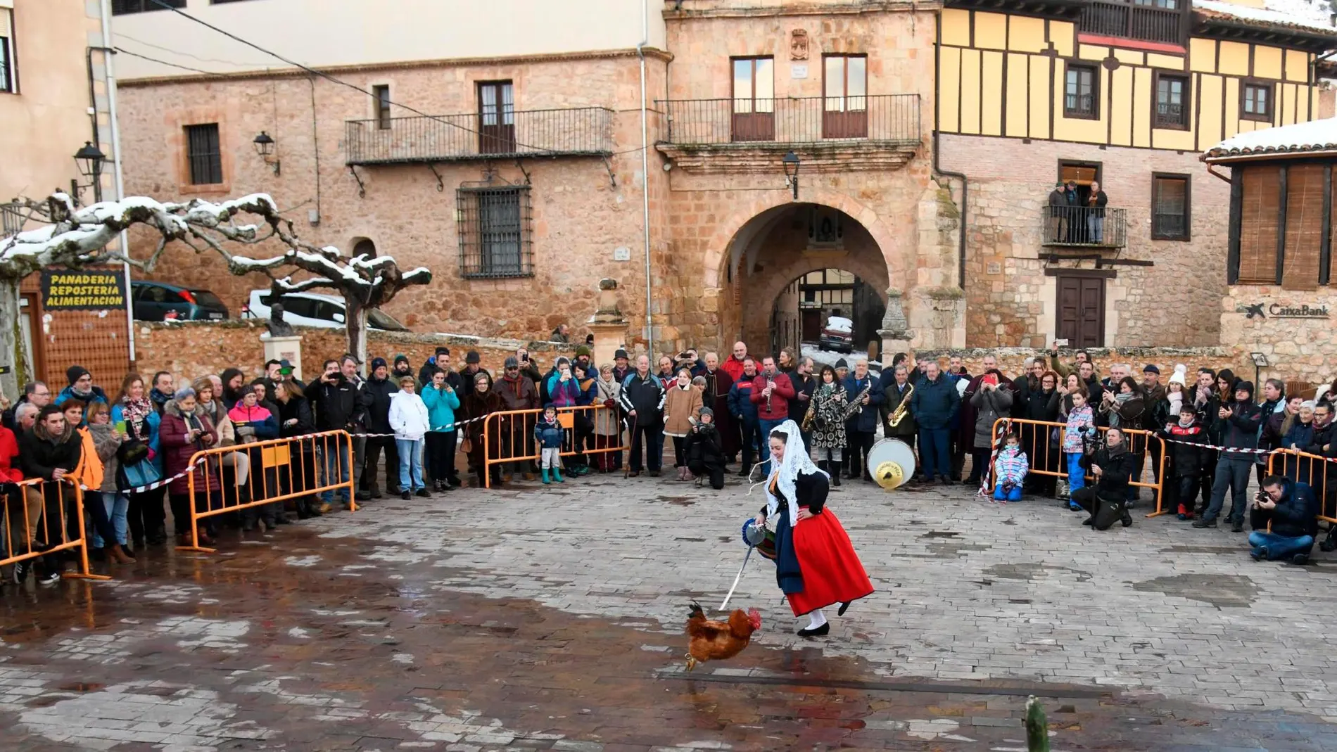 Poza de la Sal celebra su tradicional fiesta Danza del Escarrete, declarada Fiesta de Interés Turístico Regional