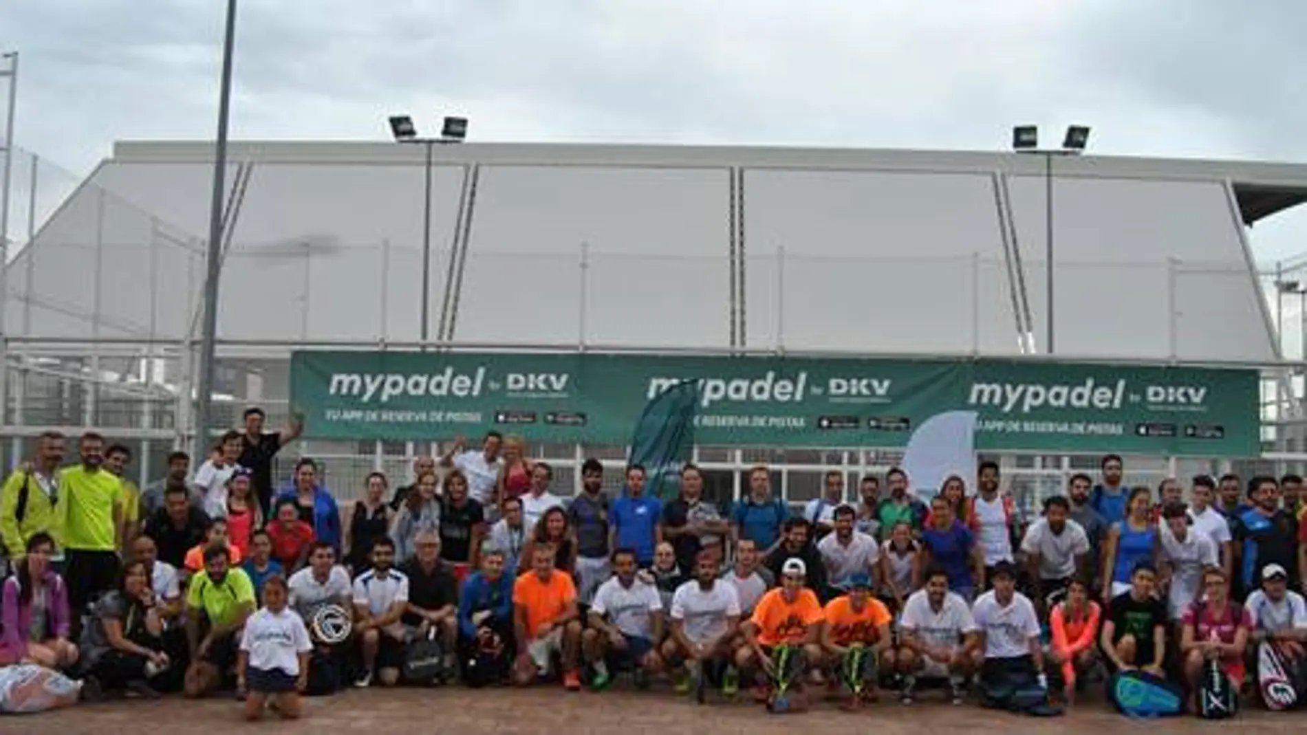 Participantes en el primer torneo MyPadel