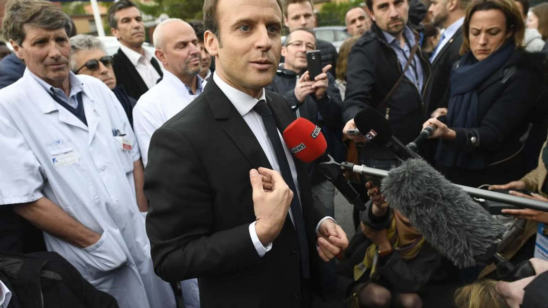 El candidato socioliberal a la presidencia francesa, Emmanuel Macron