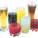 El estudio publicado en «Journal of Nutrition» se basó en bebidas azucaradas, las light y los zumos de fruta