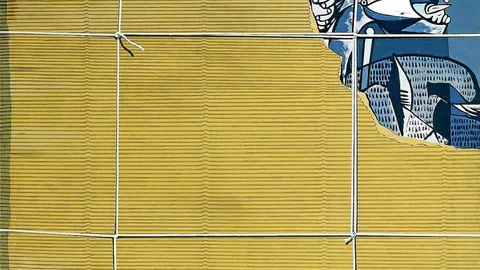 «El embalaje», una de las más representativas obras de Equipo Crónica, presente en la muestra