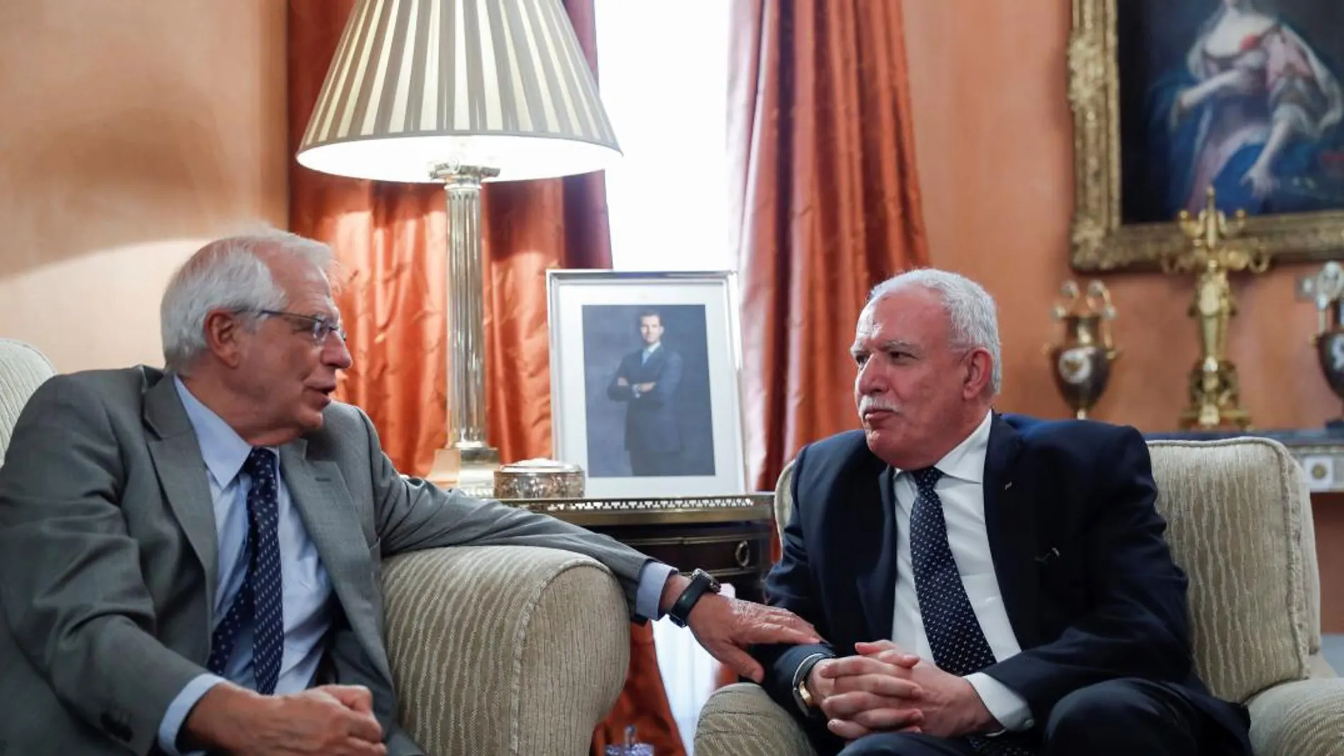 El ministro de Asuntos Exteriores, José Borrell, durante la reunión que mantuvo hoy con el ministro de Exteriores de Palestina, Riad Malki. Foto: Efe/Emilio Naranjo