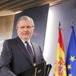 El portavoz, Íñigo Méndez de Vigo, ayer