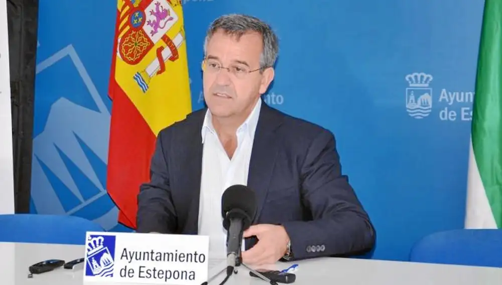 El popular José María García Urbano gobierna Estepona desde 2011