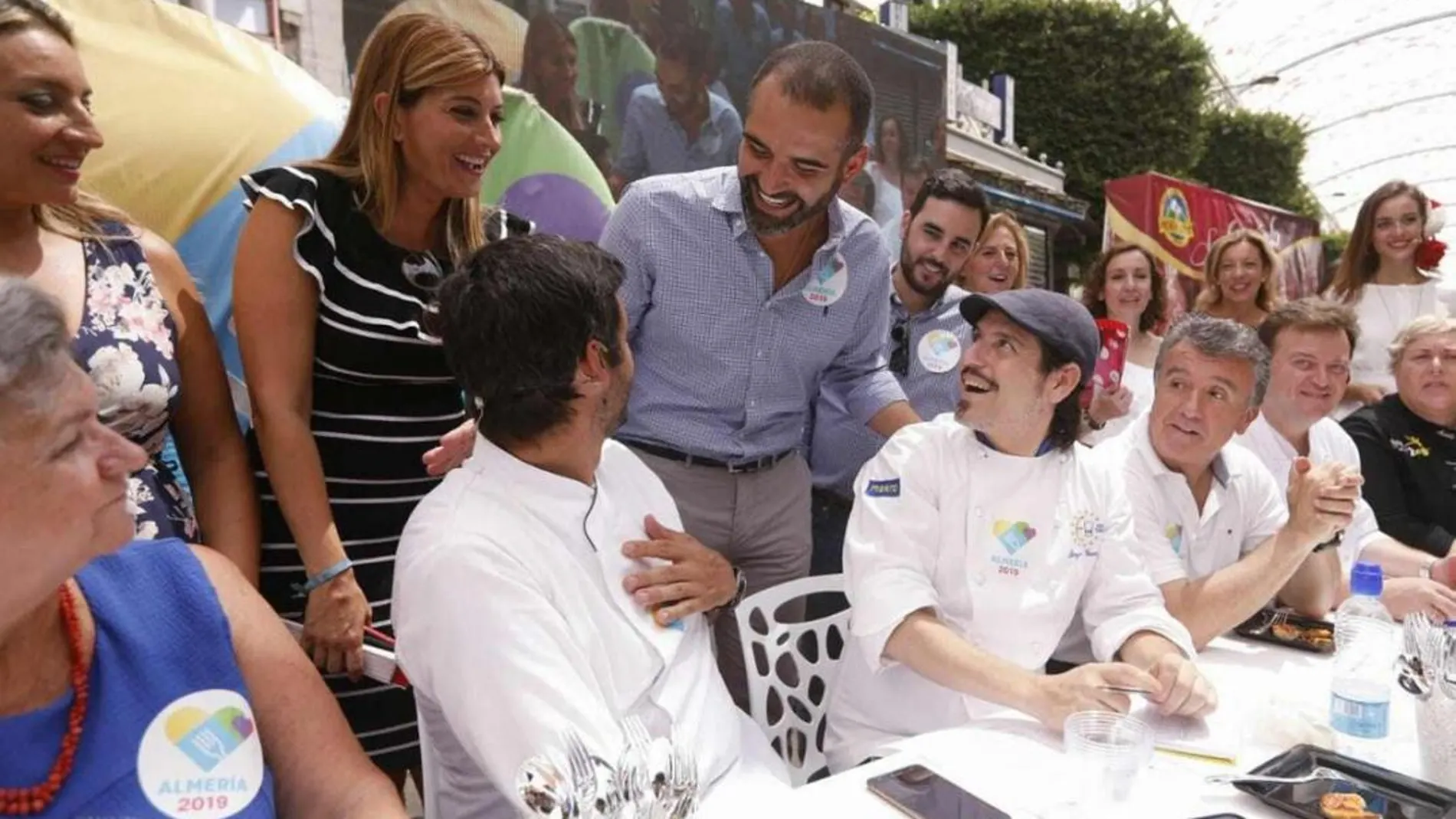 El alcalde de Almería, durante un acto de promoción de la Capitalidad Gastronómica en la pasada Feria