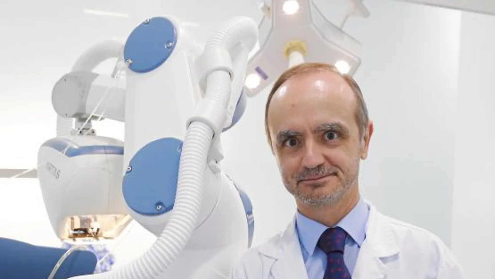 Eduardo López Bran: «El robot es uno de mis aliados»