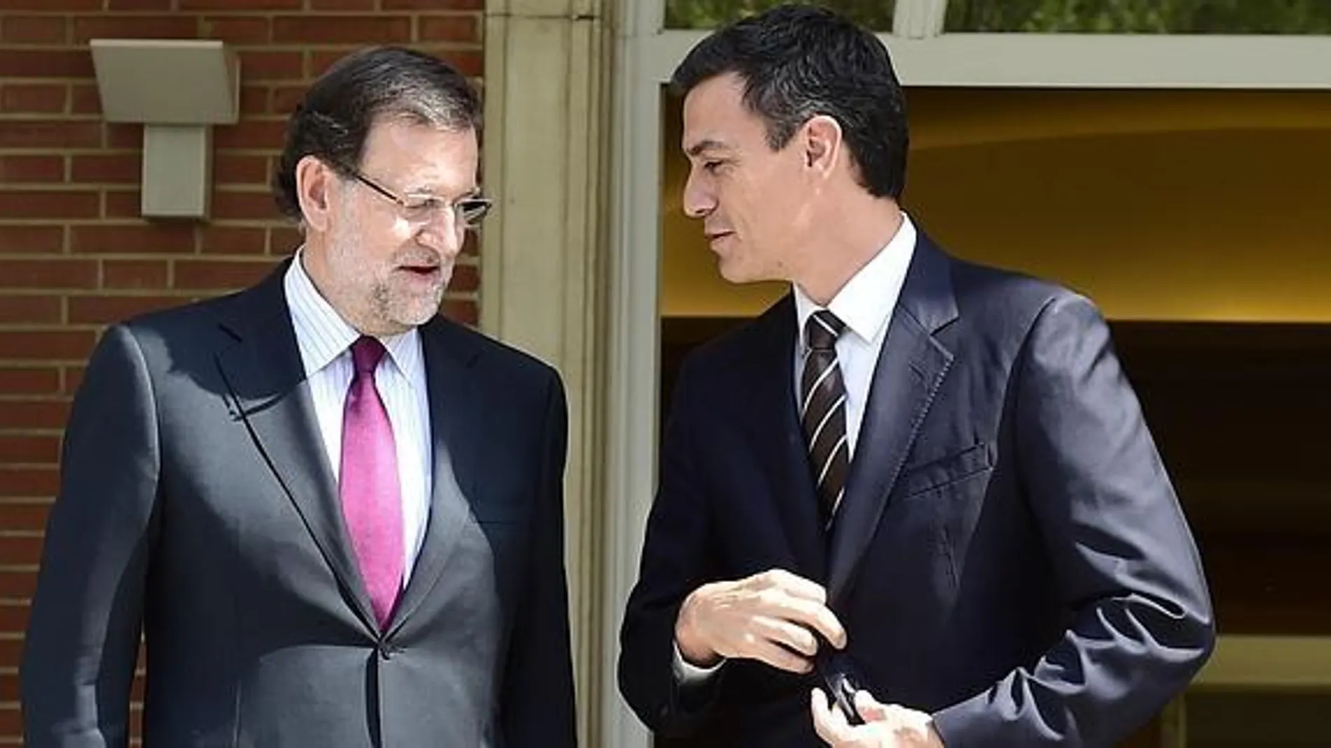 Rajoy y Sánchez: cara a cara en la Academia de Televisión