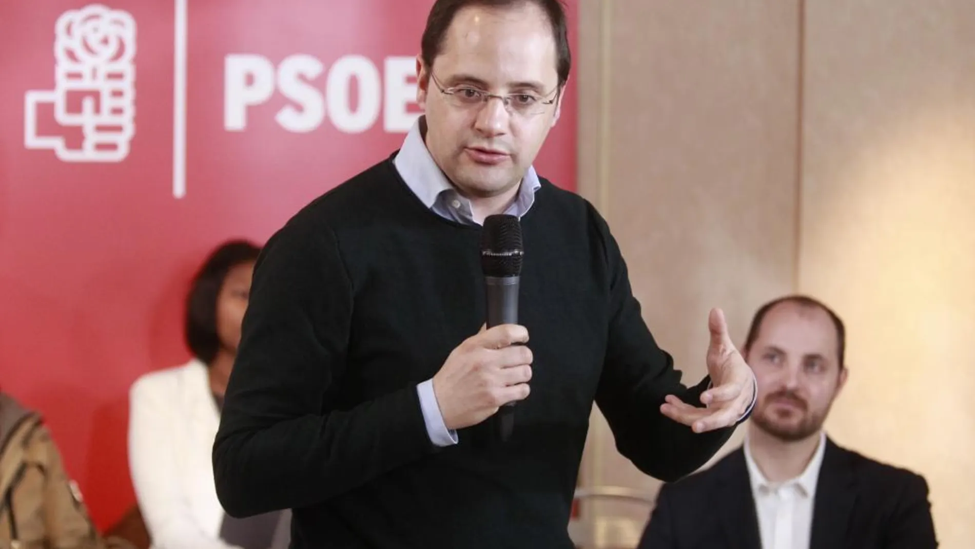 El secretario de Organización del PSOE, César Luena