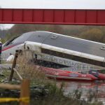 Imagen del tren en pruebas que ha descarrilado en Alsacia.