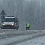 La nieve provoca dificultades en varias carreteras