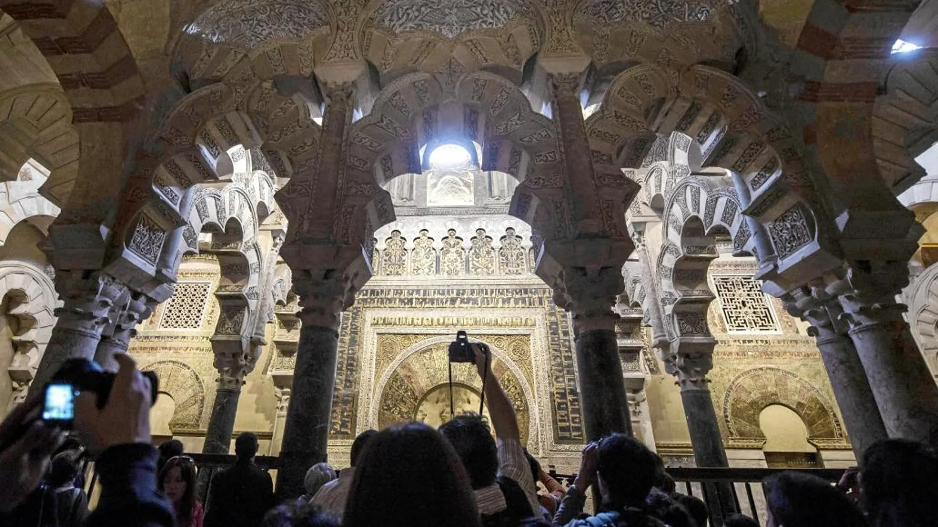 Se calcula que la Iglesia inmatriculó desde 1998 más de 4.000 bienes, entre ellos la Mezquita de Córdoba