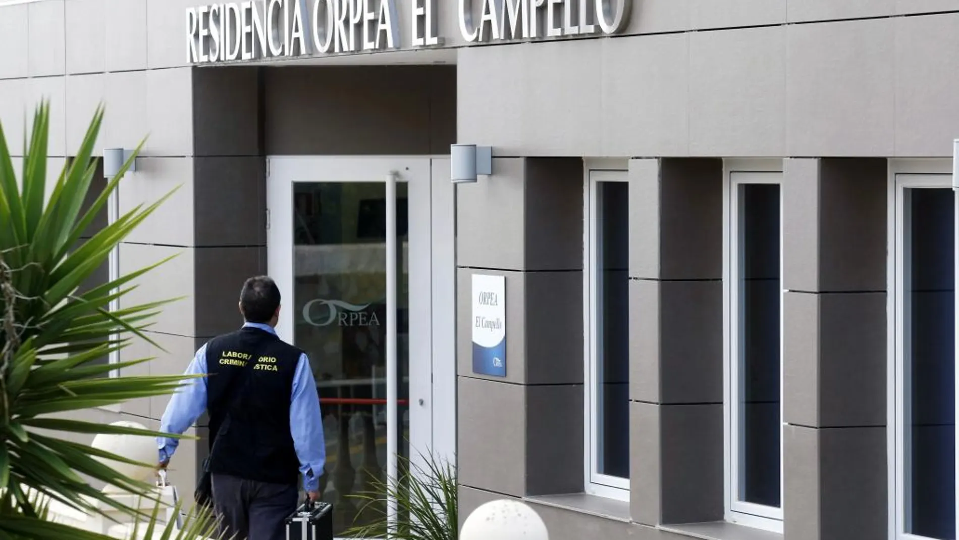 Una británica de 79 años ha muerto en una residencia de personas en El Campello (Alicante) tras ser presuntamente agredida con un arma blanca por su marido, de 86.