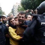 Intervención policial durante el referéndum ilegal