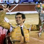 Joselito Adame paseó el único trofeo del festejo en el último toro de la tarde