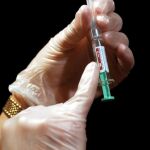 Una muestra de la vacuna contra el cáncer de cuello de útero