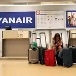  Ryanair cobrará por el equipaje de mano a partir de noviembre