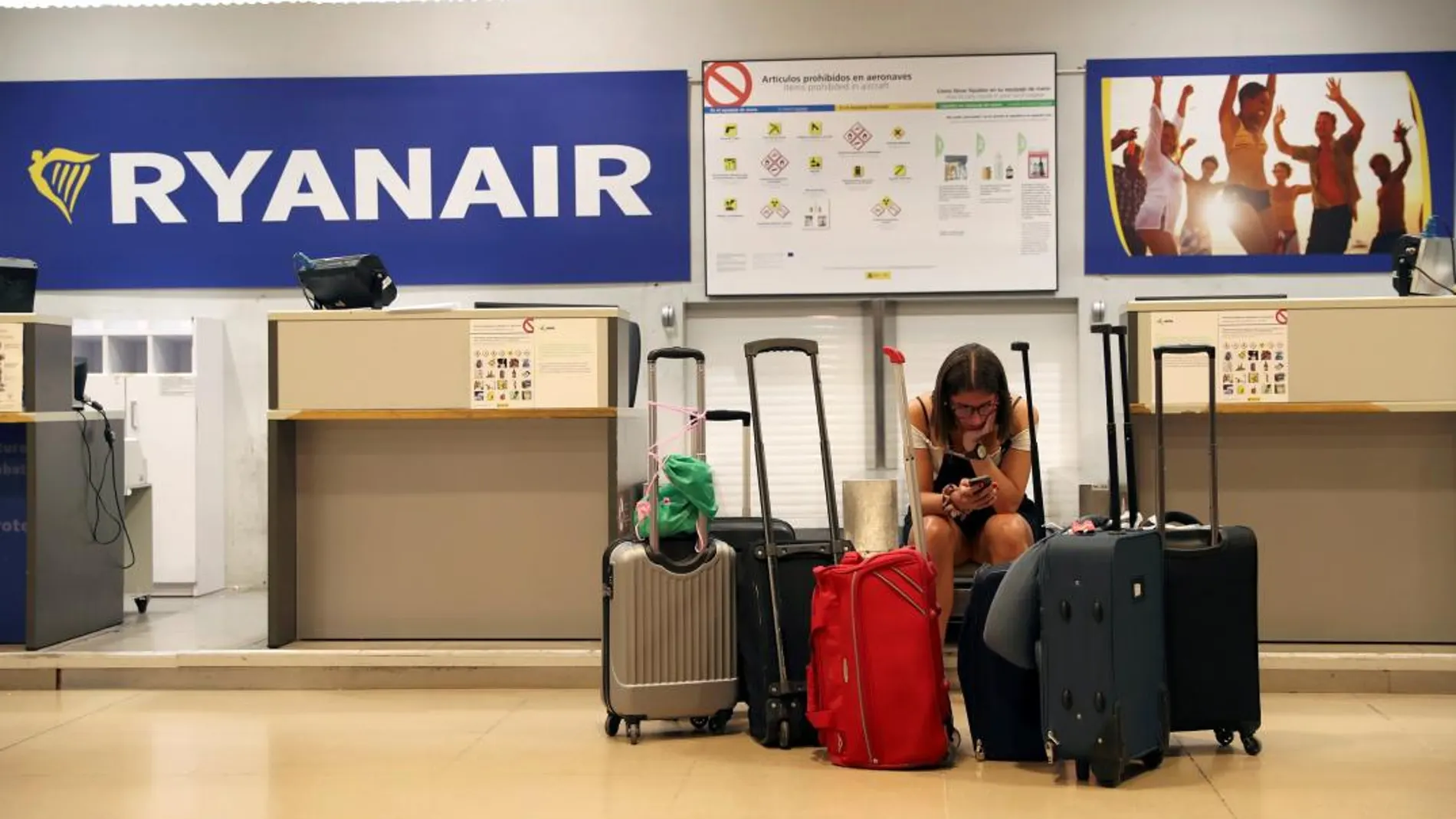 A partir de noviembre Ryanair cobrará por el equipaje de mano