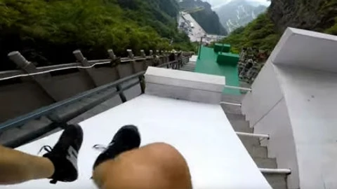 Los 999 escalones de la carrera de «parkour» más larga y desafiante del mundo