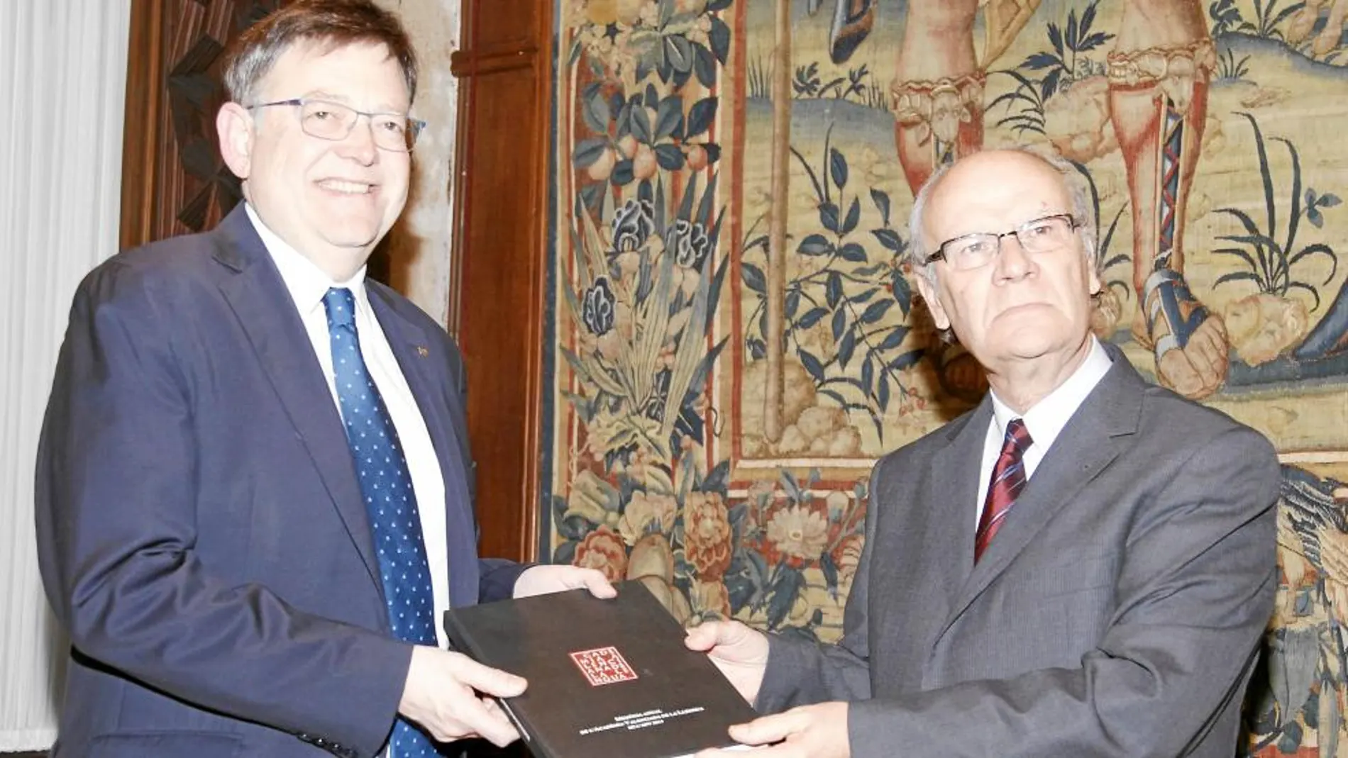 Los regantes reclaman una reunión con Puig desde agosto. Ayer recibió al presidente de la AVL, Ramón Ferrer