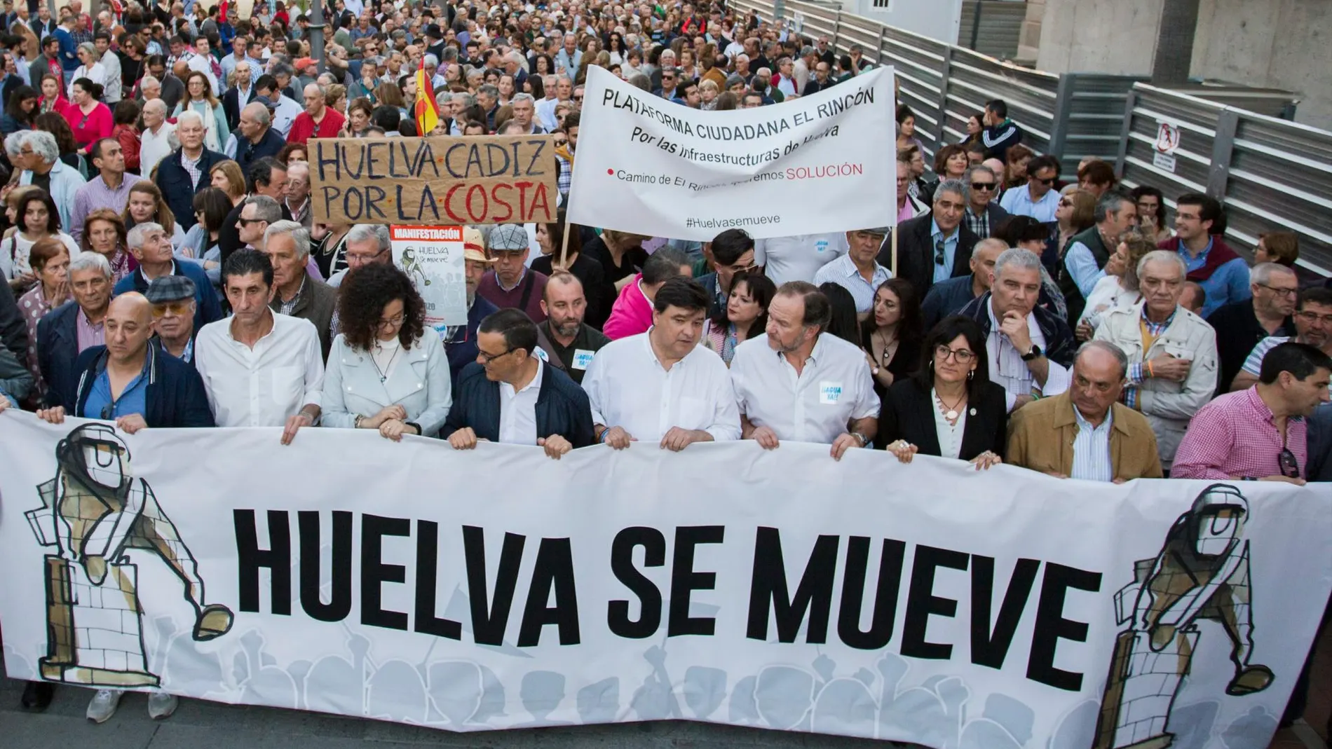 Caja Rural del Sur participó en la protesta de “Huelva se mueve” /Foto: La Razón