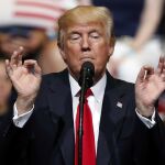 Donald Trump durante un mitin en Iowa