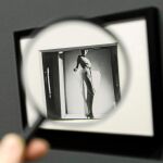 «Moda, juego de transparencias», obra de Man Ray fechada en 1933