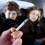 La adicción al tabaco de los padres perjudica a los menores