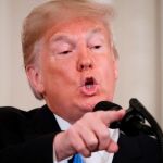 Donald Trump, ofrece una rueda de prensa en la Casa Blanca, hoy, 7 de noviembre de 2018. EFE/ Shawn Thew