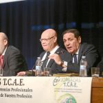 El consejero de Sanidad, Antonio María Sáez Aguado, intervine en la jornada de formación del CSI-F
