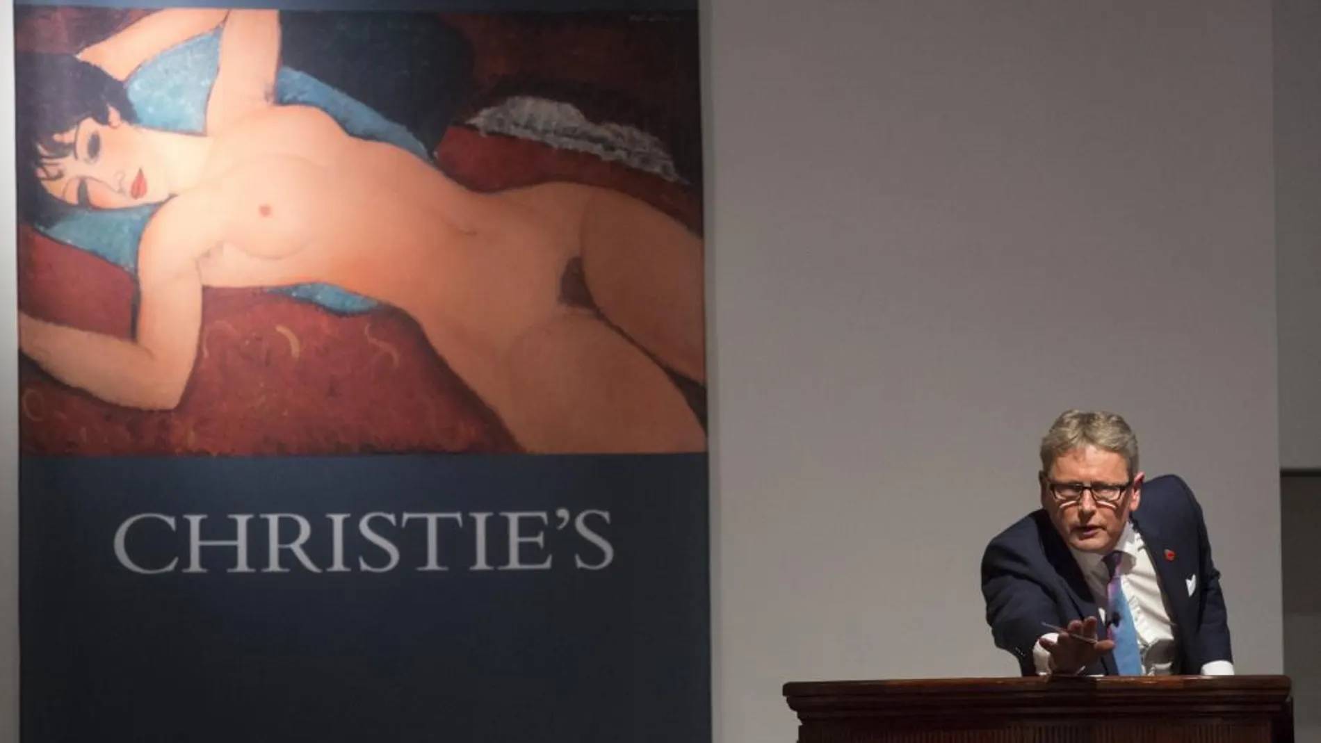 "Reclining Nude"de Amedeu Modigliani subastado en Christie's consiguió llegar hasta los 158,3 millones de euros