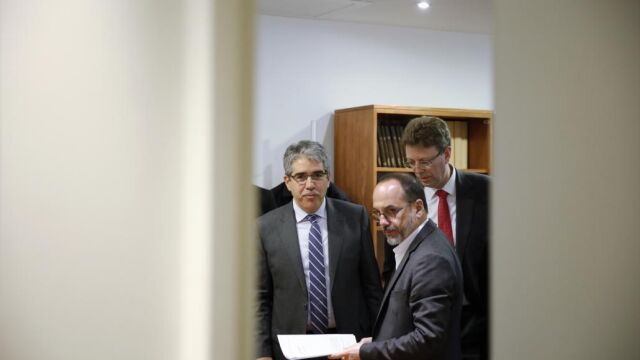 Francesc Homs ha firmado la notificación de la sentencia