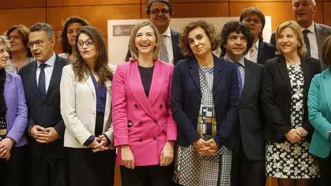 Dolors Montserrat con los representantes de las comunidades autónomas en el pleno del Consejo Territorial de Servicios Sociales