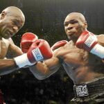 Tyson, durante el combate que mantuvo con Clifford Etienne en 2003. Lo noqueó en el primer round, en apenas 49 segundos