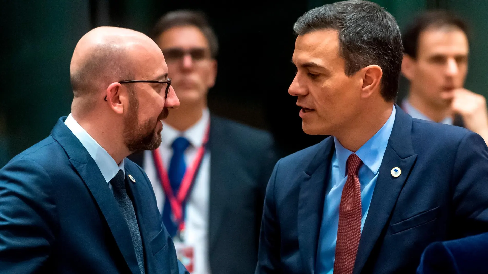 Sánchez sigue de perfil y evita la confrontación directa con el Govern