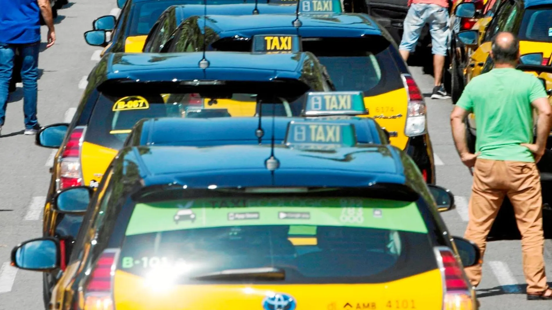 Imagen de la huelga de taxis en la Gran Vía