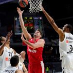 El Madrid lo hace fácil ante el Olympiacos