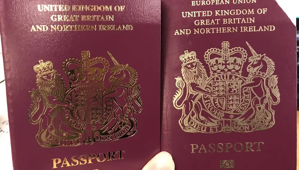 Nuevo pasaporte del Reino Unido, sin el sello de la Unión Europea