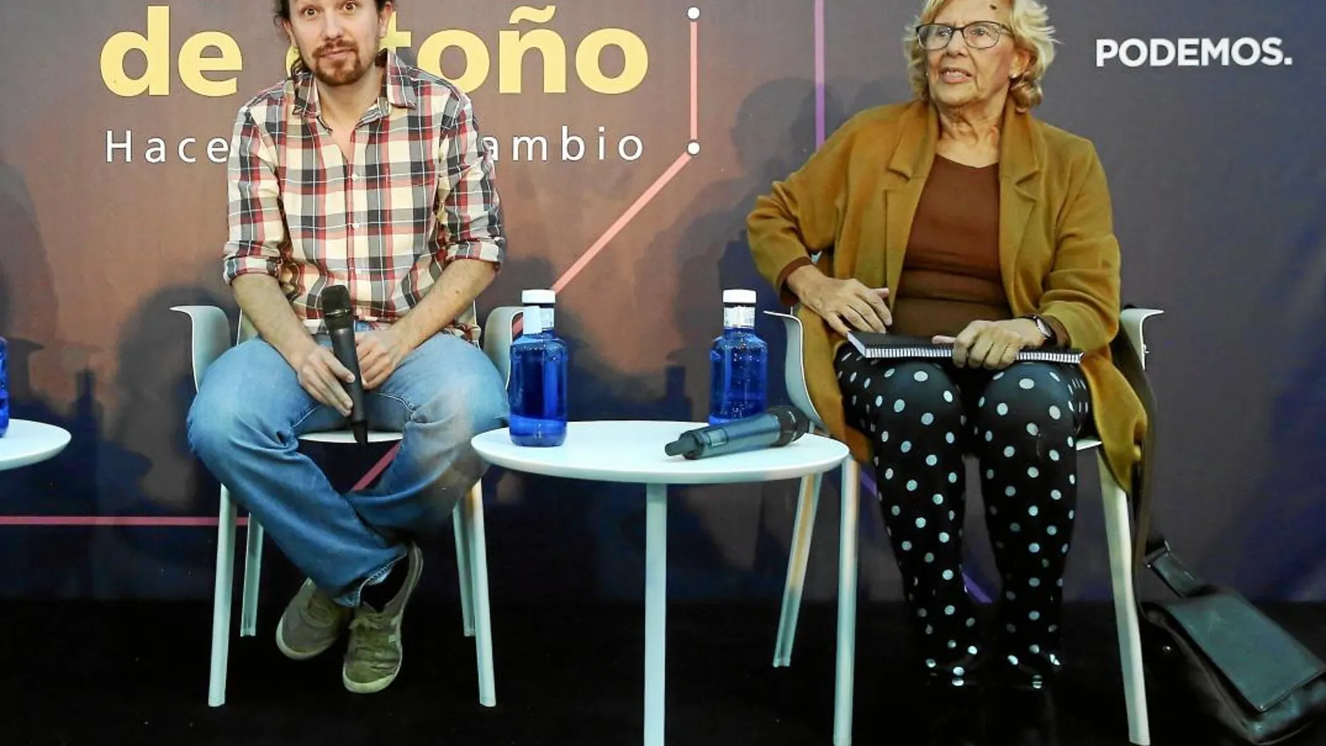 Pablo Iglesias y Manuela Carmena, en la celebración de un encuentro en la Universidad de Otoño de Podemos el pasado octubre
